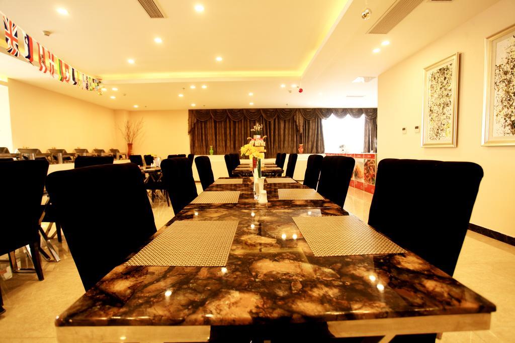 Ramada Linyi North Hotel Exterior photo